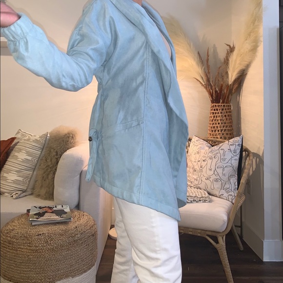 Jacket - Picture 3 of 4